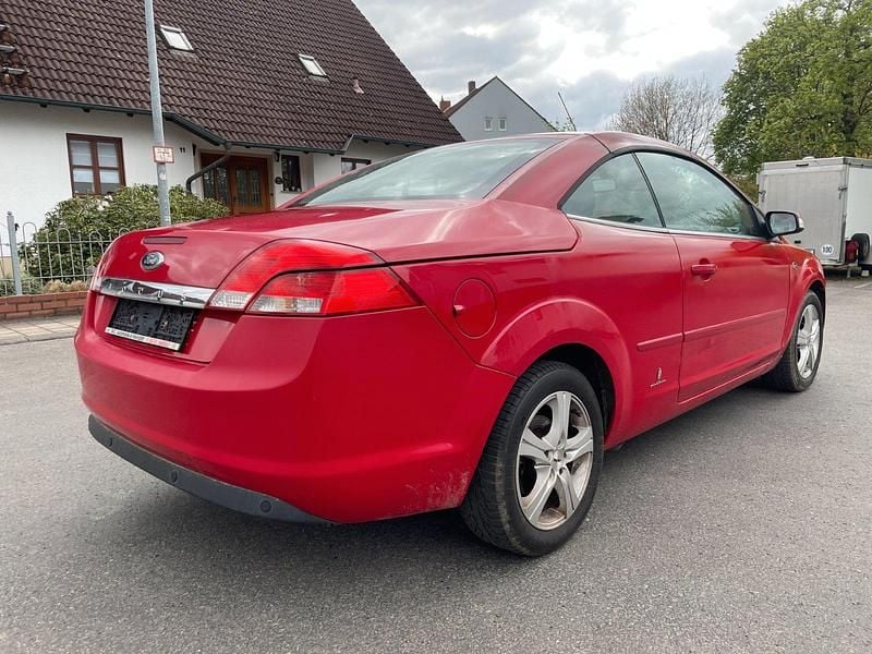 Gebraucht Ford Focus Cabriolet 101 PS (74 kW) 2007 Rot Cabrio