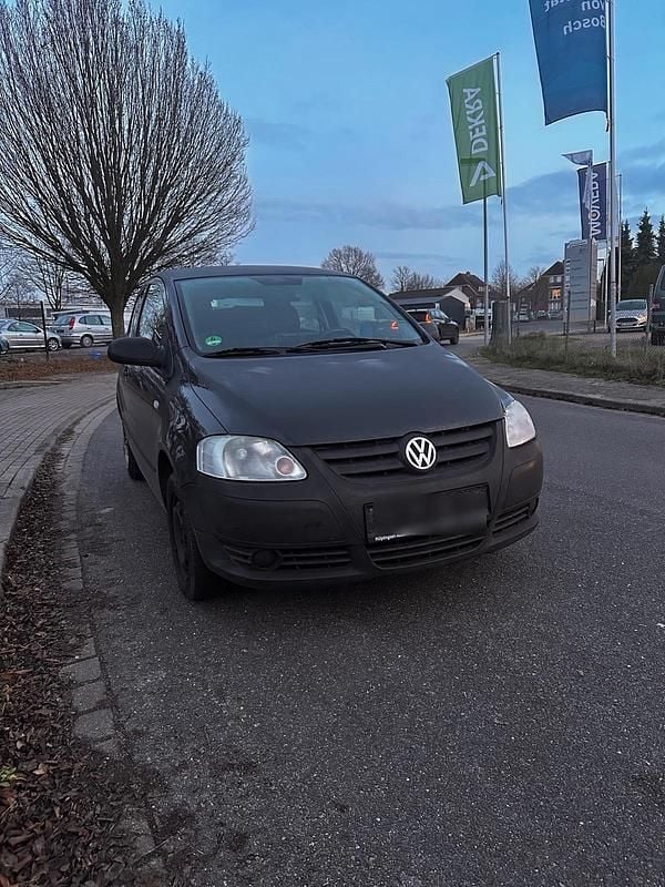 Grau Gebraucht 2007 VW Fox Kleinwagen | 550 € (Guter Preis) - Bild 1/4