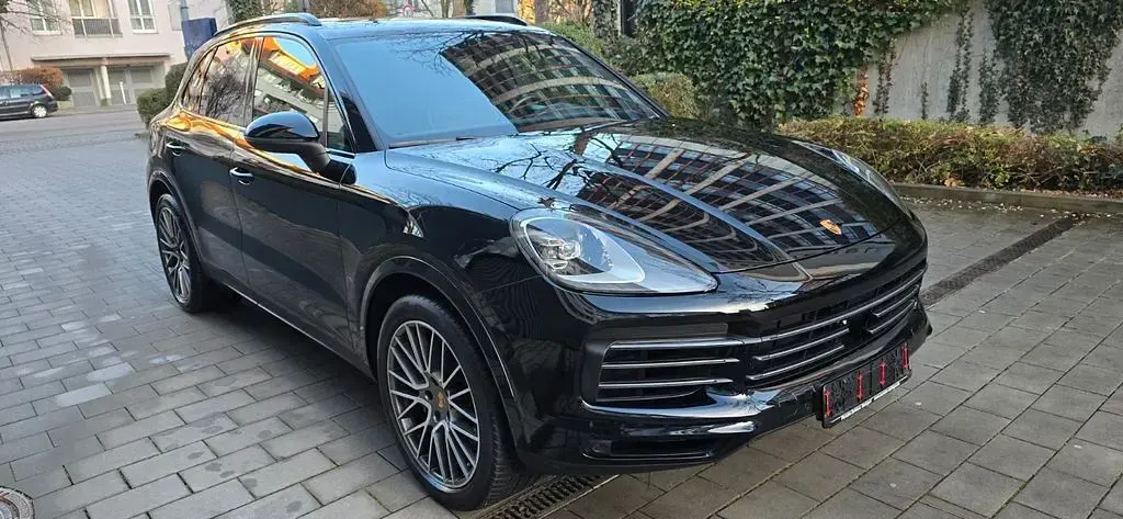 Gebraucht Porsche Cayenne 441 PS (324 kW) 2022 Schwarz SUV
