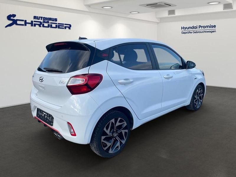 Gebraucht Hyundai i10 N Line 101 PS (74 kW) 2022 Polar white / sol Kleinwagen