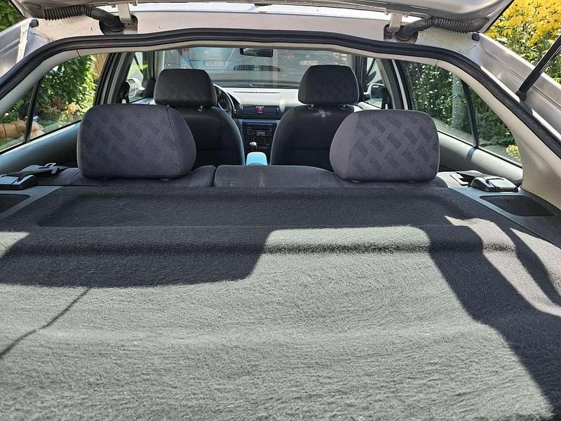 Silber Gebraucht 2000 Skoda Octavia Limousine | 2.250 € (Etwas zu teuer) - Bild 1/4