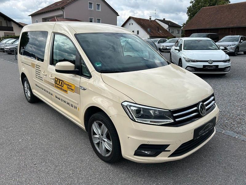 Beige Gebraucht 2019 VW Caddy Maxi Comfortline Van / Kleinbus | 7.490 € (Fairer Preis) - Bild 1/4