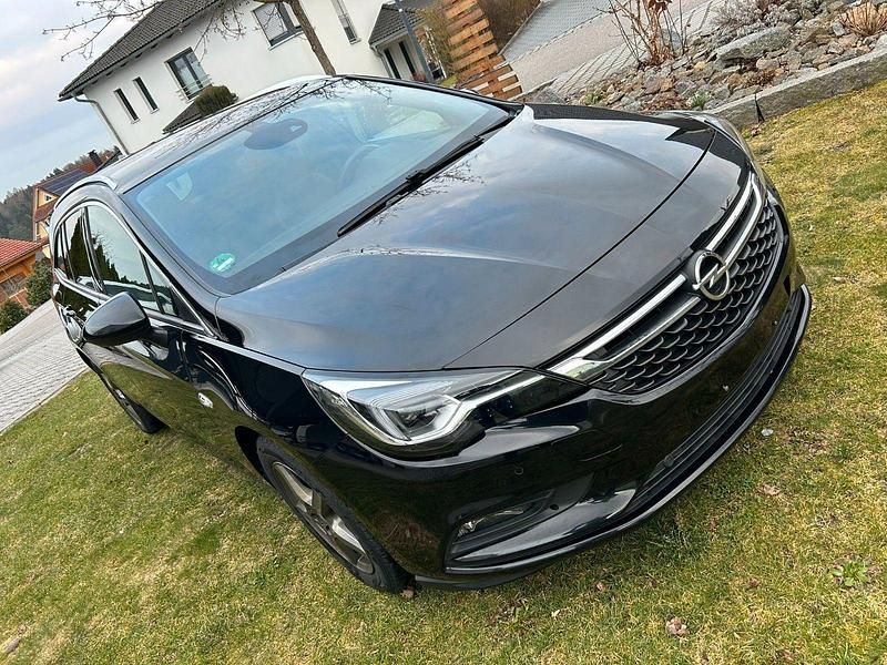 Gebraucht Opel Astra Ultimate 160 PS (117 kW) 2017 Schwarz Kombi