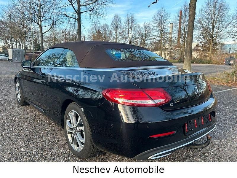 Gebraucht Mercedes C250 204 PS (150 kW) 2017 Schwarz Cabrio