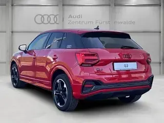 Gebraucht Audi Q2 S-Line 190 PS (139 kW) 2025 Rot SUV