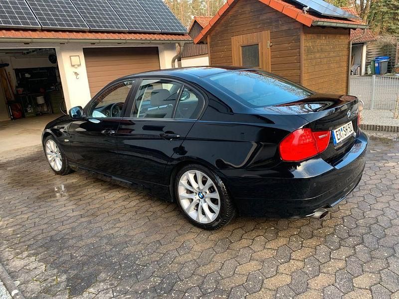 Gebraucht BMW 318 Performance 143 PS (105 kW) 2009 Schwarz Limousine