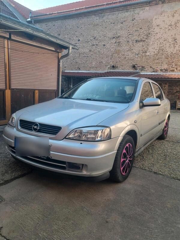 Silber Gebraucht 2003 Opel Astra Limousine | 700 € (Superpreis) - Bild 1/4