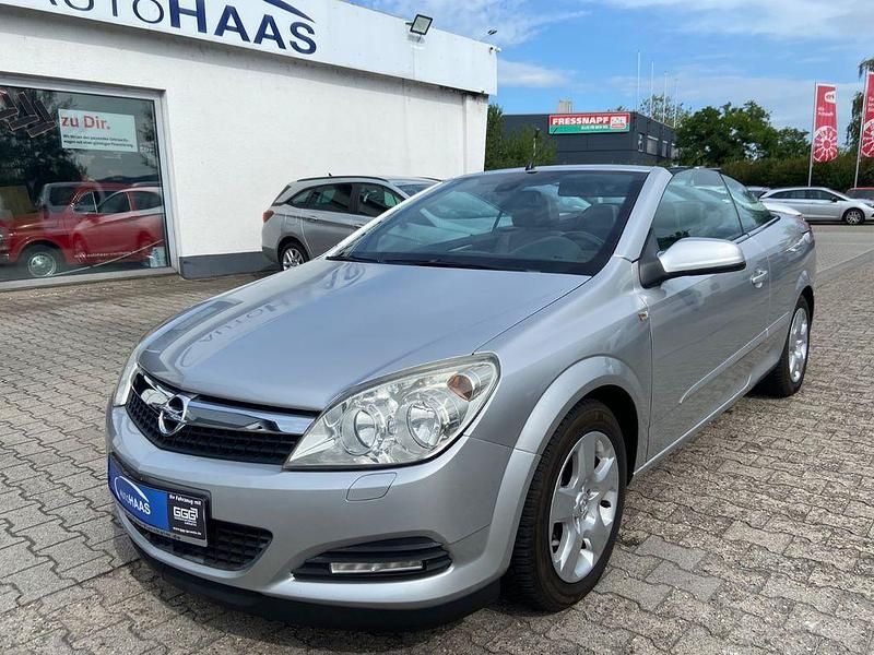 Silber Gebraucht 2007 Opel Astra Cabriolet Cosmo Cabrio | 3.990 € (Fairer Preis) - Bild 1/4