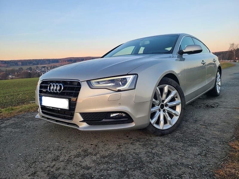 Gebraucht Audi A5 177 PS (130 kW) 2012 Silber Limousine