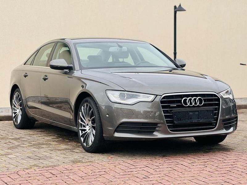 Grau Gebraucht 2014 Audi A6 Comfort Limousine | 14.990 € (Superpreis) - Bild 1/4