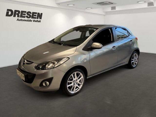 Gebraucht Mazda 2 Sendo 84 PS (61 kW) 2014 Silber Kleinwagen
