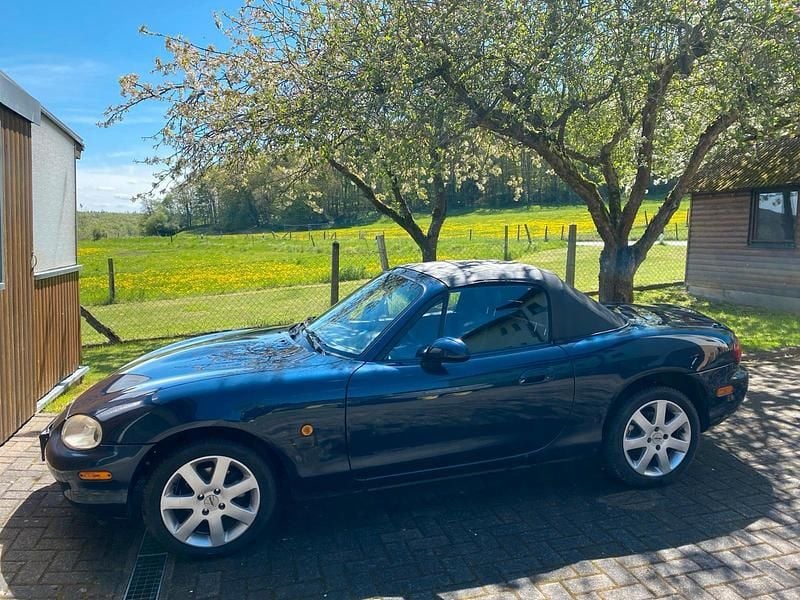 Second-hand Mazda MX5 110 CP (80 kW) 2000 Albastru Cabrio