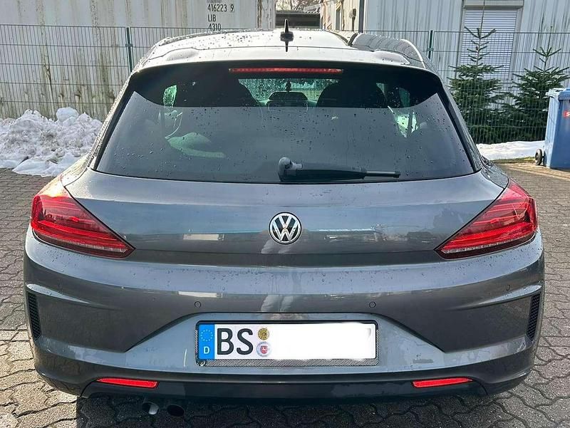 Usata VW Scirocco 125 CV (91 kW) 2015 Grigio Coupé