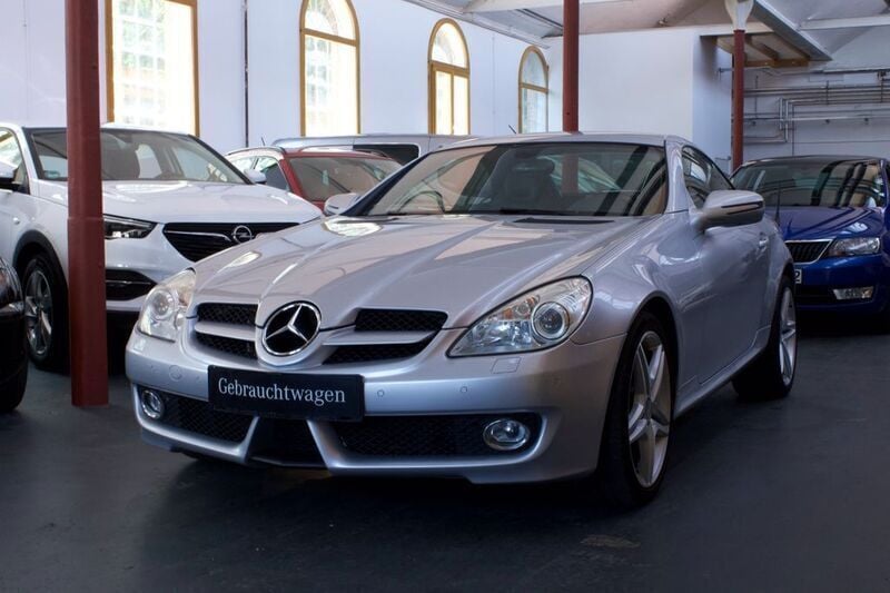 Silber Gebraucht 2009 Mercedes SLK200 Cabrio | 9.990 € (Guter Preis) - Bild 1/4