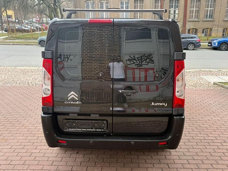 Gebraucht Citroën Jumpy 128 PS (94 kW) 2014 Schwarz Van / Kleinbus