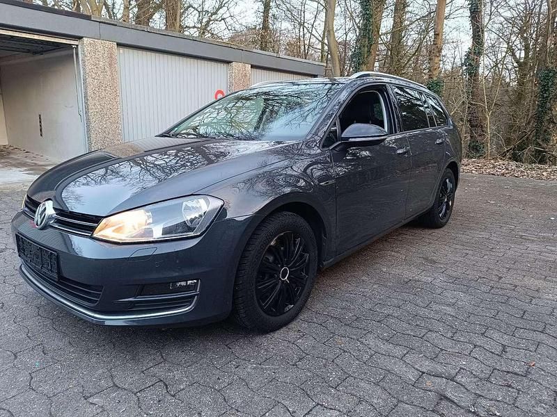 Gebraucht VW Golf VII LOUNGE 110 PS (80 kW) 2015 Grau Limousine