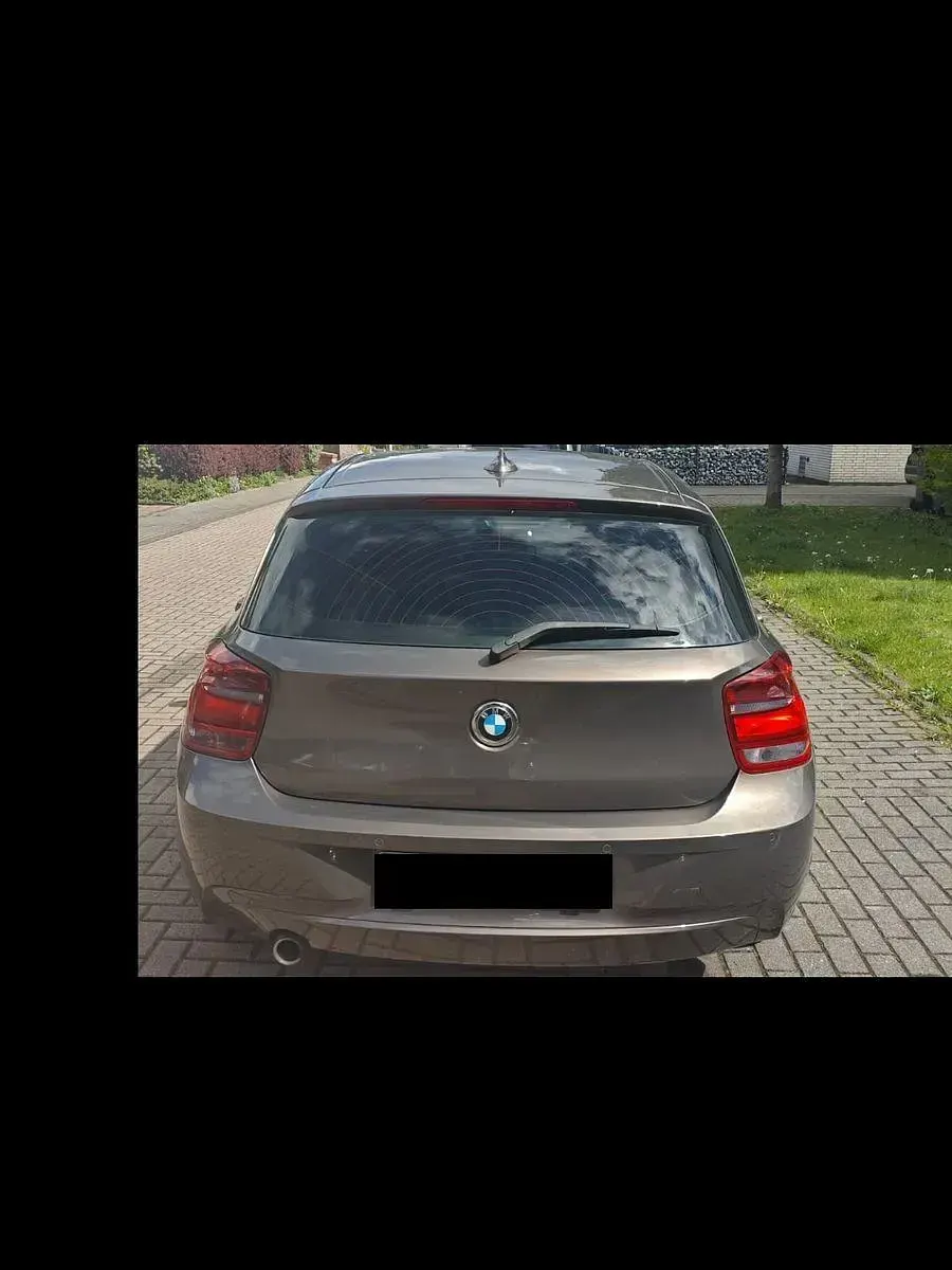 Gebraucht BMW 116 116 PS (85 kW) 2012 Braun Kleinwagen
