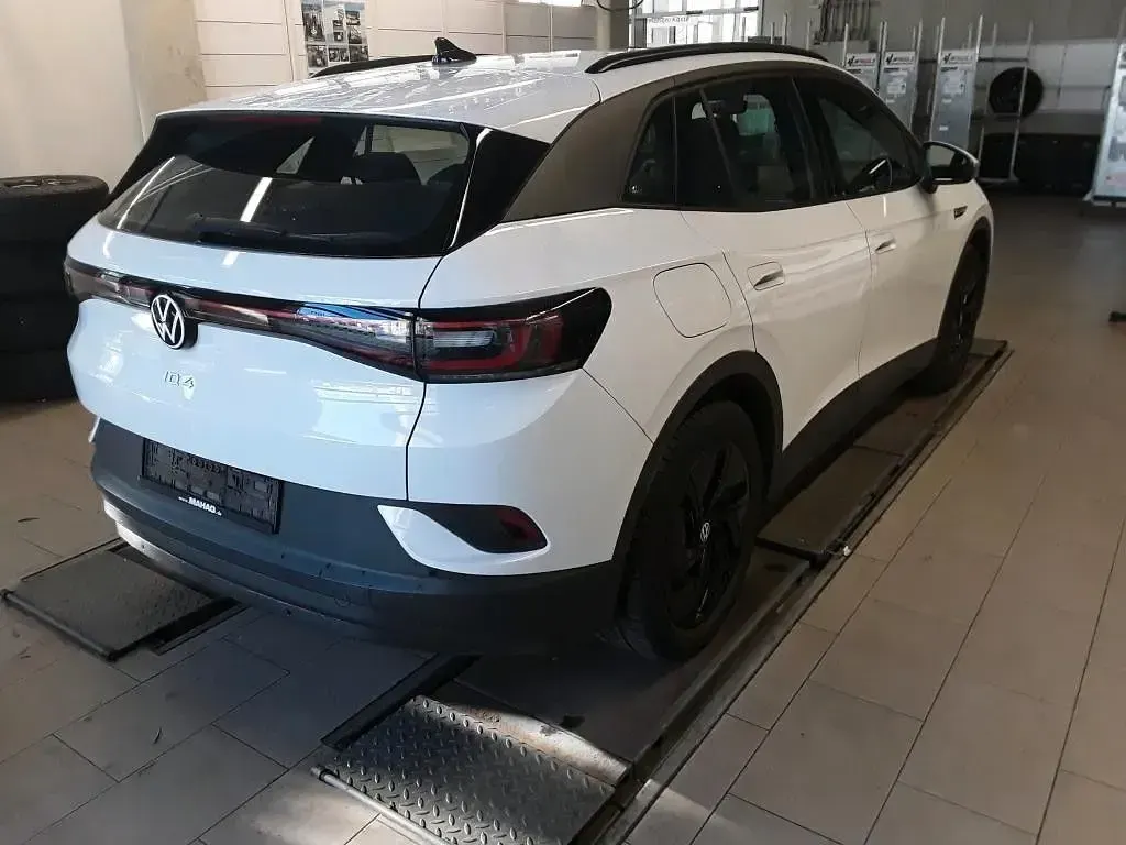 Gebraucht VW ID.4 Pro Performance 150 kW (204 PS) 2021 Gletscherweiß metallic SUV