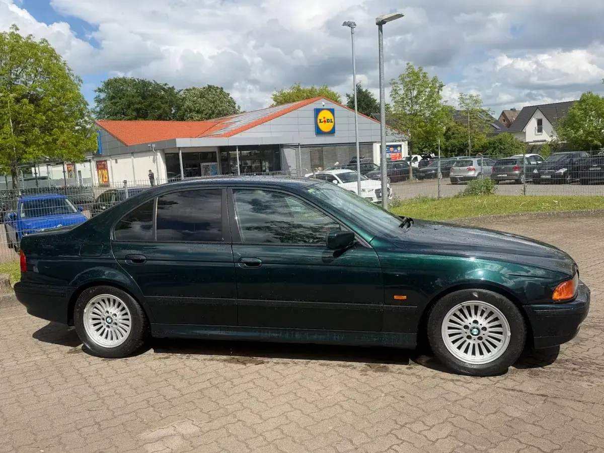 Brugt BMW 523 Performance 170 HK (125 kW) 1997 Grøn Sedan