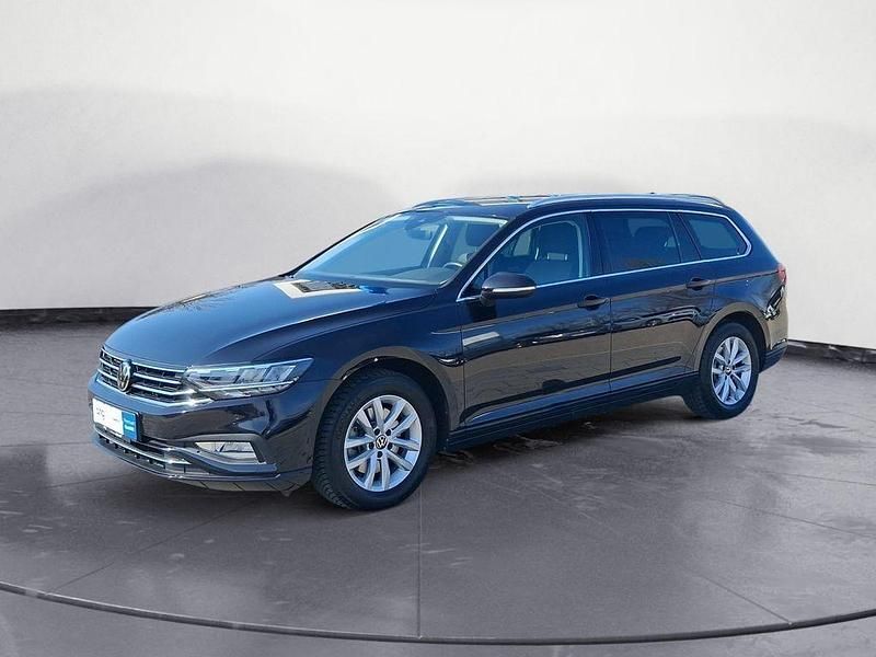 Second-hand VW Passat Business 150 CP (110 kW) 2022 Negru Break