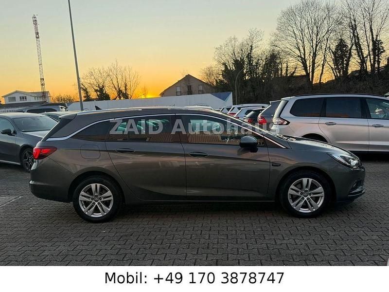 Gebraucht Opel Astra Dynamic 150 PS (110 kW) 2018 Grau Kombi