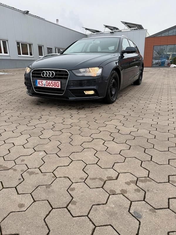Gebraucht Audi A4 Ambition 170 PS (125 kW) 2012 Blau Kombi
