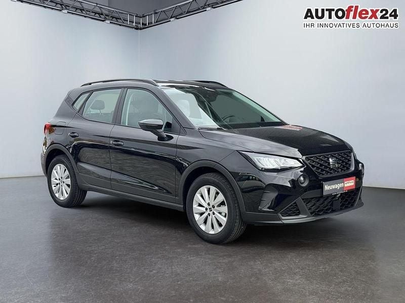 Black midnight metallic Neu 2025 Seat Arona Style SUV | 22.229 € (Superpreis) - Bild 1/4