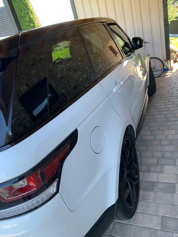 Weiß Gebraucht 2017 Land Rover Range Rover Sport HSE Dynamic SUV | 23.400 € (Guter Preis) - Bild 1/4