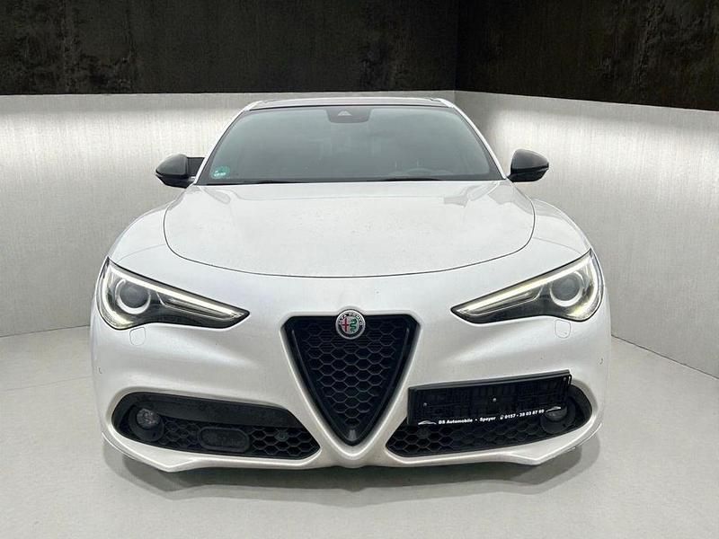 Gebraucht Alfa Romeo Stelvio Veloce 209 PS (153 kW) 2020 Weiß SUV