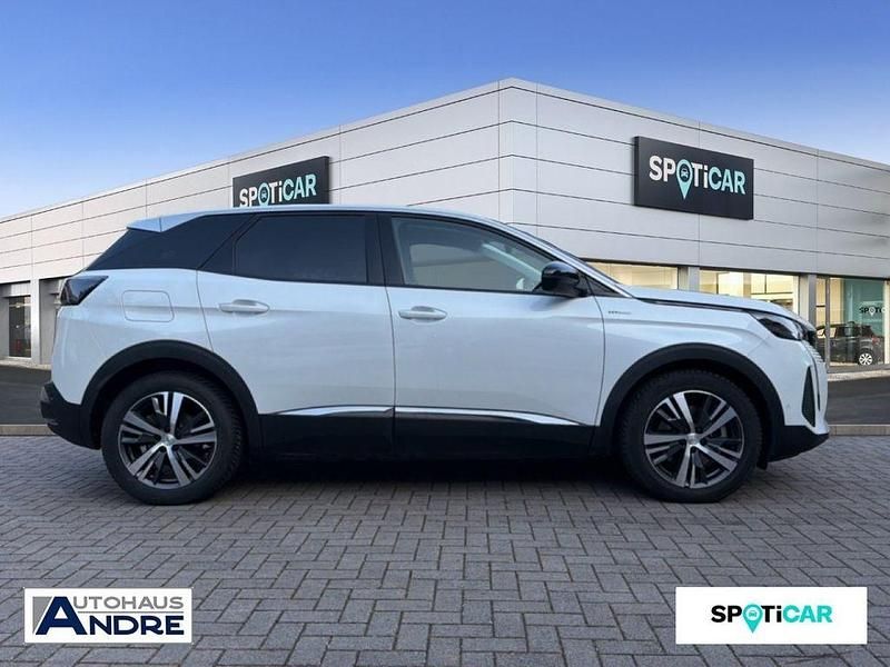 Gebraucht Peugeot 3008 Allure 181 PS (133 kW) 2022 Perlmutt weiß metallic SUV