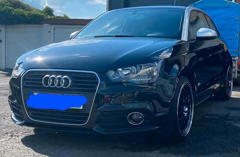 Gebraucht Audi A1 86 PS (63 kW) 2010 Schwarz Kleinwagen