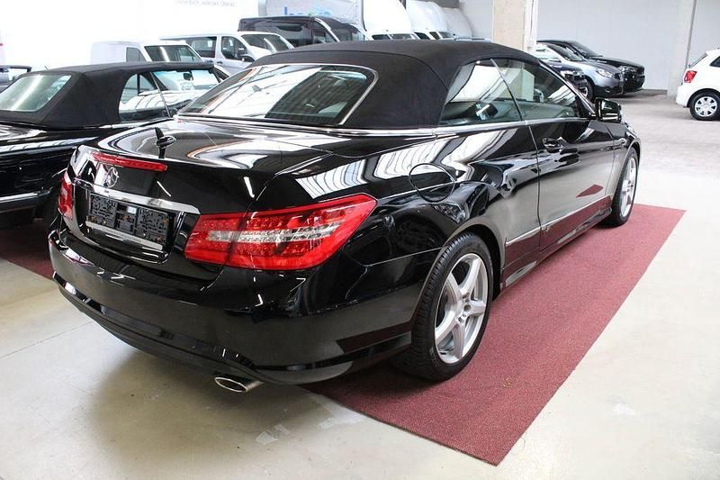 Gebraucht Mercedes E350 Avantgarde 231 PS (169 kW) 2010 Schwarz Cabrio