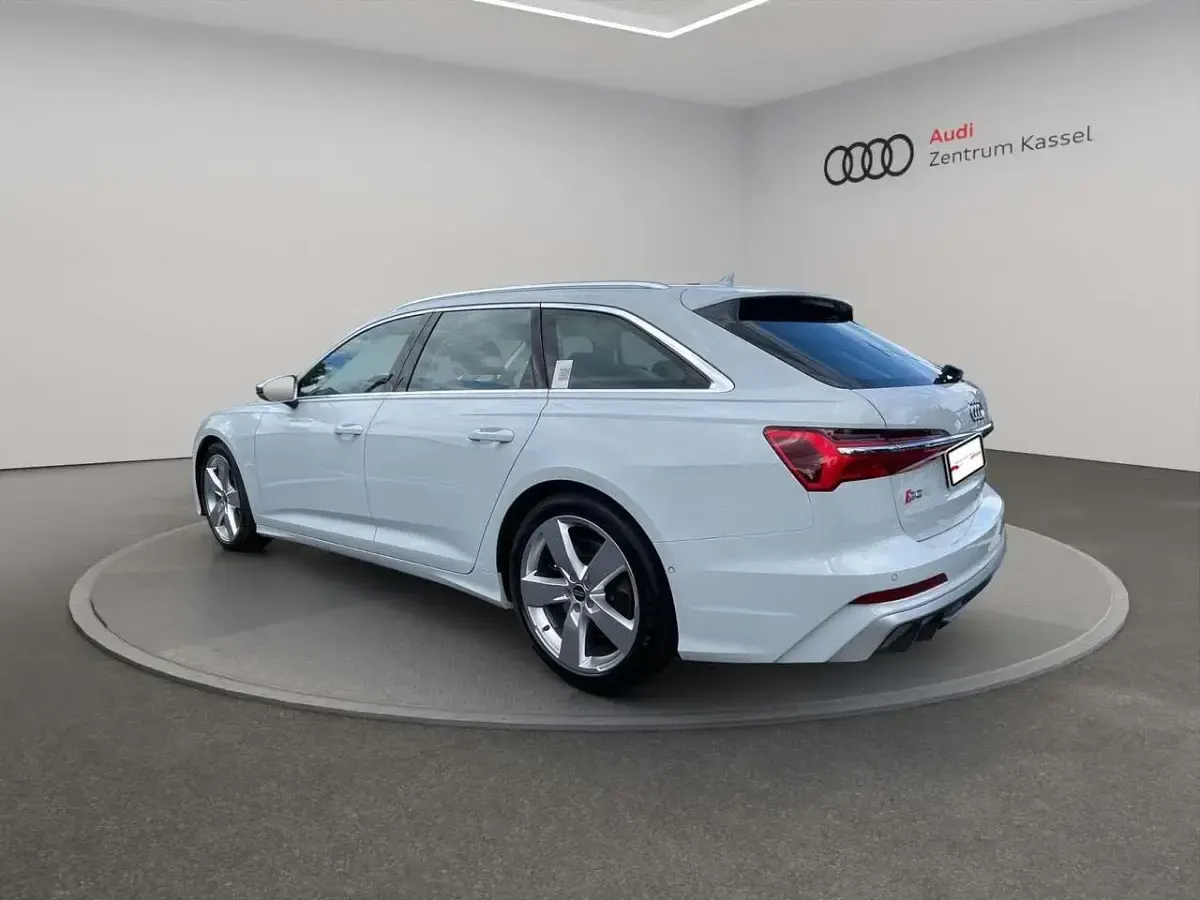 Gebraucht Audi S6 Design 344 PS (253 kW) 2024 Gletscherweiß metallic Kombi
