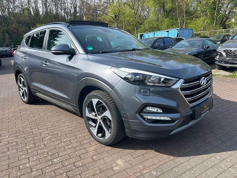 Gebraucht Hyundai Tucson Premium 185 PS (136 kW) 2015 Grau SUV