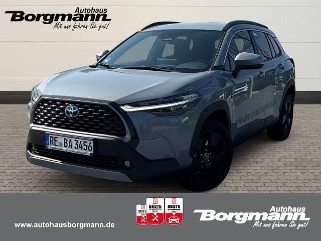 Grau Gebraucht 2023 Toyota Corolla Cross Team SUV | 32.290 € (Superpreis) - Bild 1/4