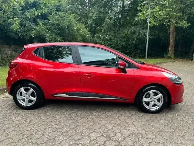 Gebraucht Renault Clio Dynamique 90 PS (66 kW) 2014 Rot Limousine