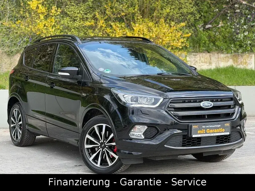 Gebraucht Ford Kuga ST-Line 150 PS (110 kW) 2019 Schwarz SUV