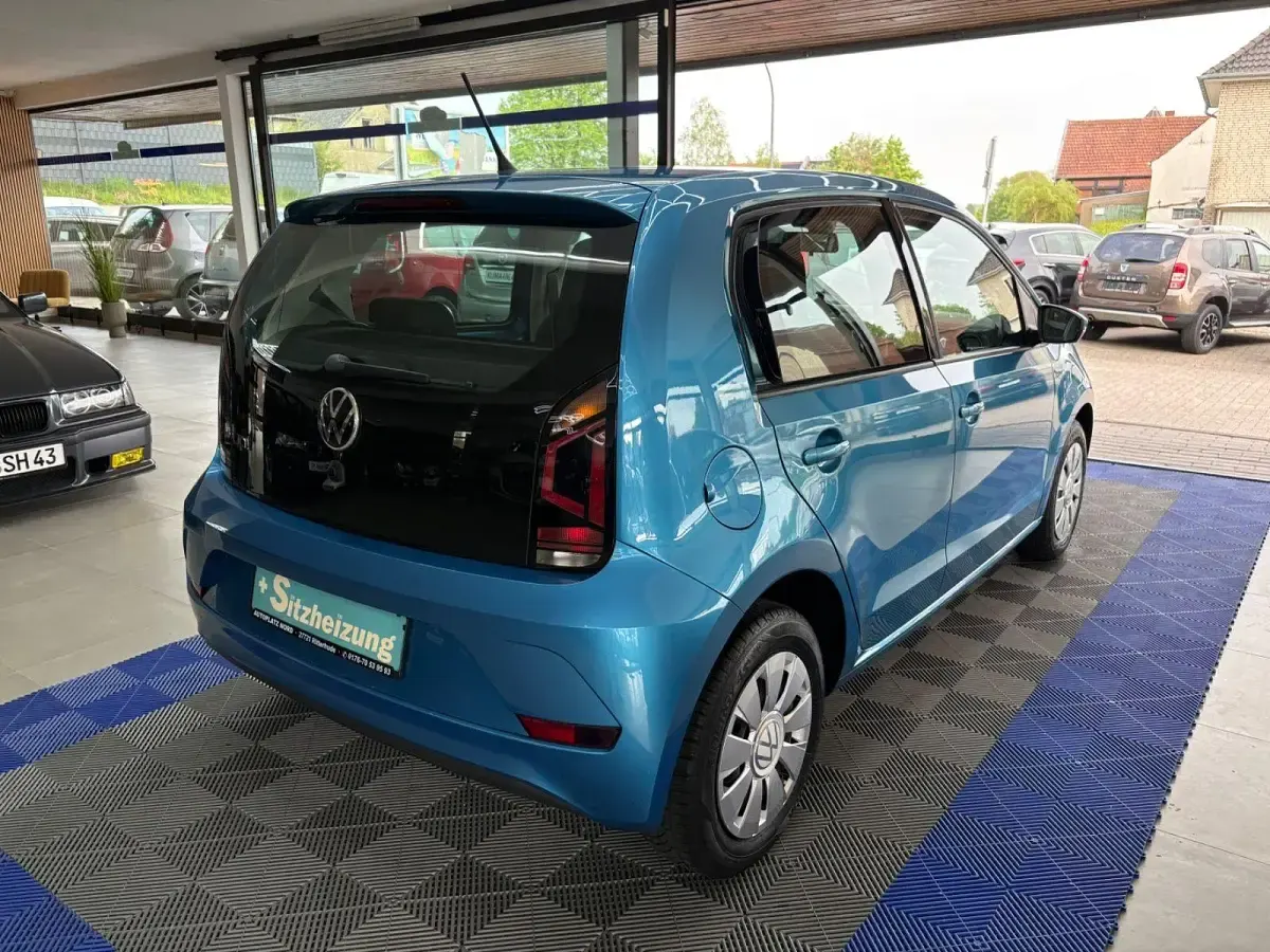 Używany VW up! Basis 65 KM (47 kW) 2020 Niebieski Hatchback