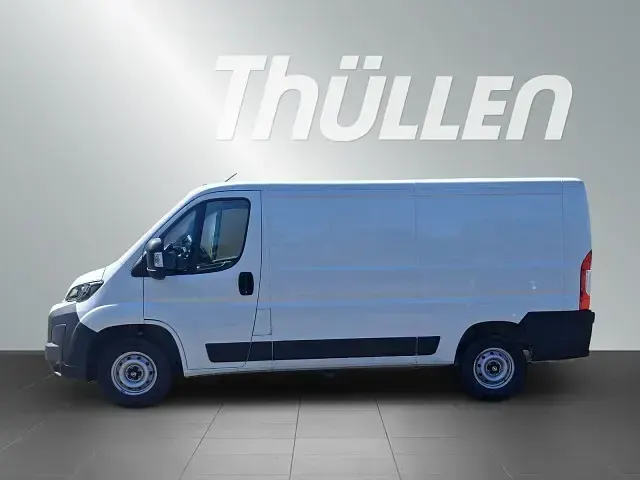 Gebraucht Opel Movano 140 PS (102 kW) 2025 Weiß Van