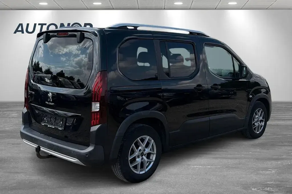 Gebraucht Peugeot Rifter Allure 102 PS (75 kW) 2018 Schwarz Van / Kleinbus