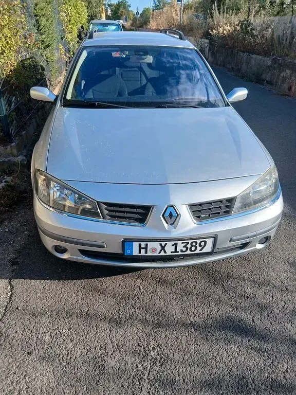 Gebraucht Renault Laguna GrandTour Avantage 135 PS (99 kW) 2006 Silber Kombi