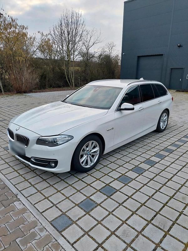 Gebraucht BMW 520 190 PS (139 kW) 2016 Weiß Kombi