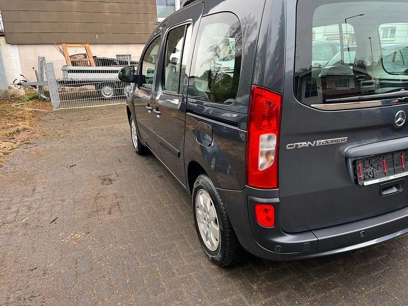 Gebraucht Mercedes Citan 111 110 PS (80 kW) 2015 Grau Kombi