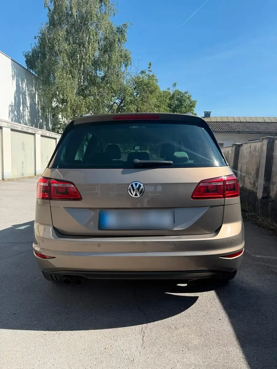 Używany VW Golf 150 KM (110 kW) 2014 Beżowy SUV