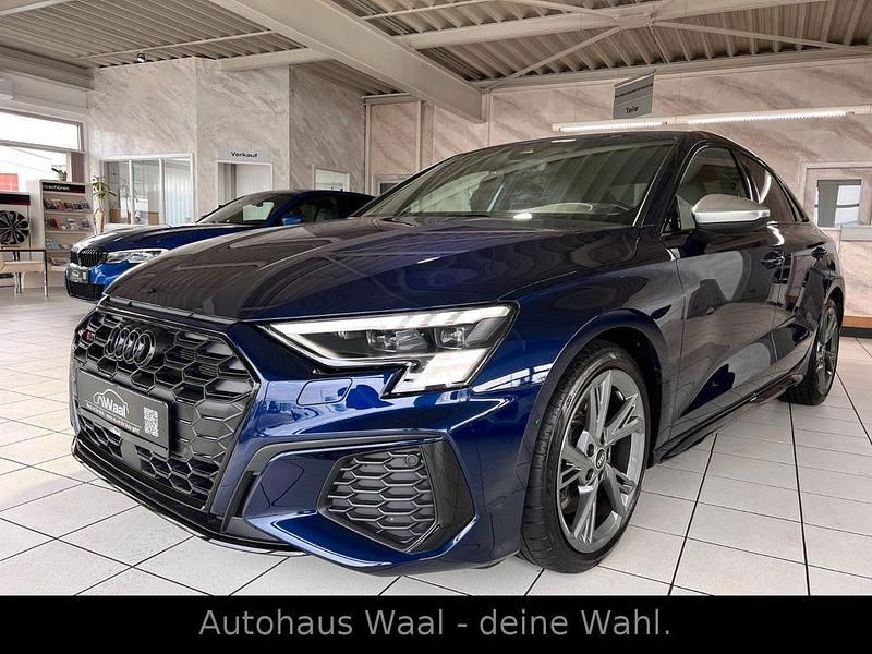 Blau Gebraucht 2022 Audi S3 Sport Limousine | 36.700 € (Fairer Preis) - Bild 1/4