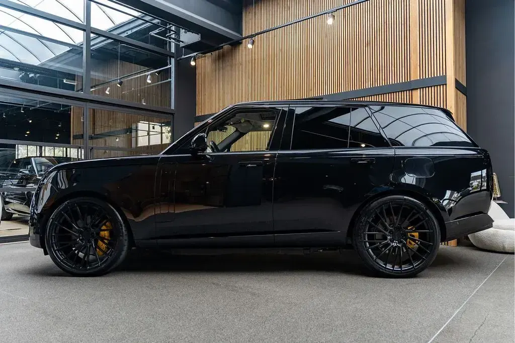 Gebraucht Land Rover Range Rover Autobiography 551 PS (405 kW) 2025 Schwarz SUV