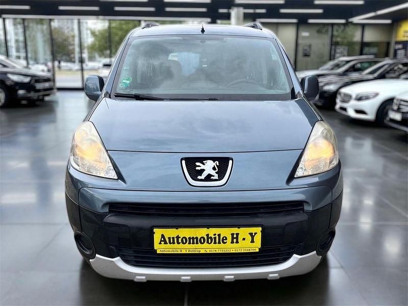 Grau Gebraucht 2012 Peugeot Partner Tepee Tendance Van / Kleinbus | 6.999 € (Guter Preis) - Bild 1/4