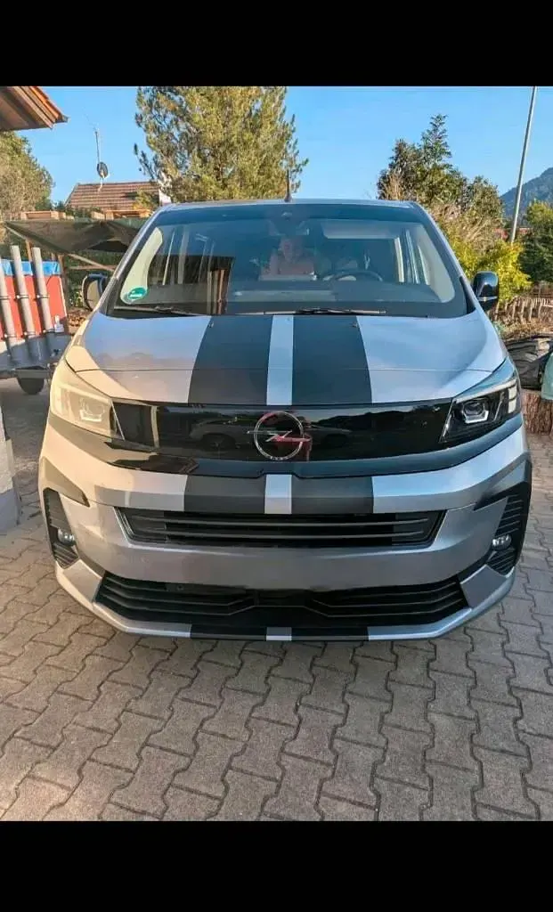 Gebraucht Opel Zafira Life Edition 177 PS (130 kW) 2025 Grau Van / Kleinbus