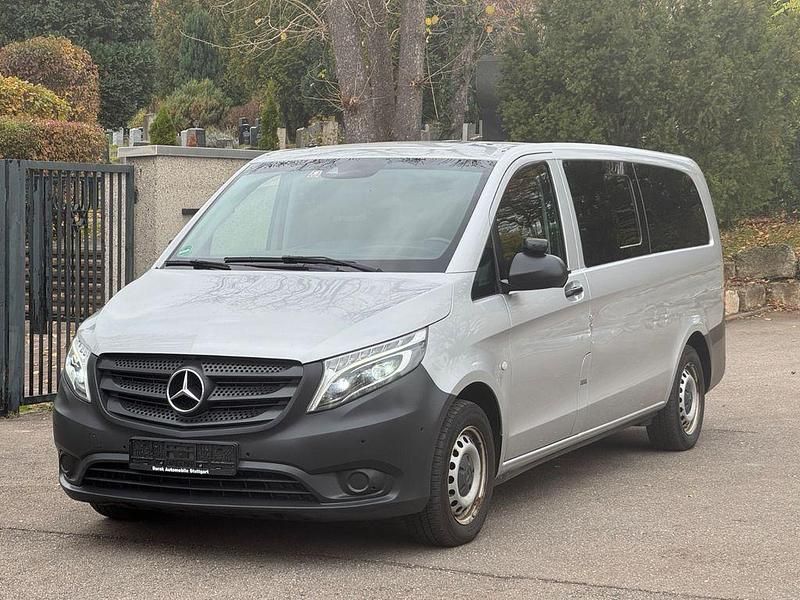 Silber Gebraucht 2020 Mercedes Vito Kombi | 25.990 € (Fairer Preis) - Bild 1/4