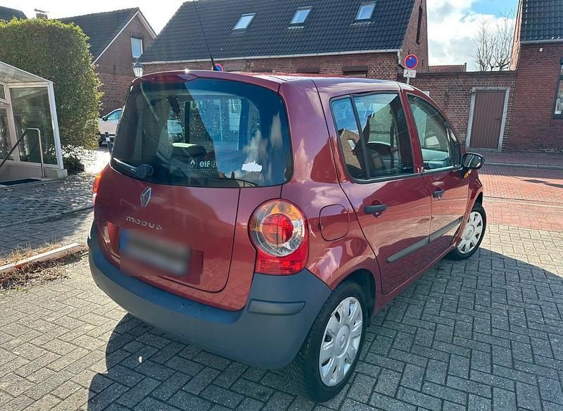 Second-hand Renault Modus 68 CP (50 kW) 2006 Monovolum